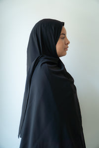HIJAB AIMANTE NOIR MME BROWN VUE DE PROFIL
