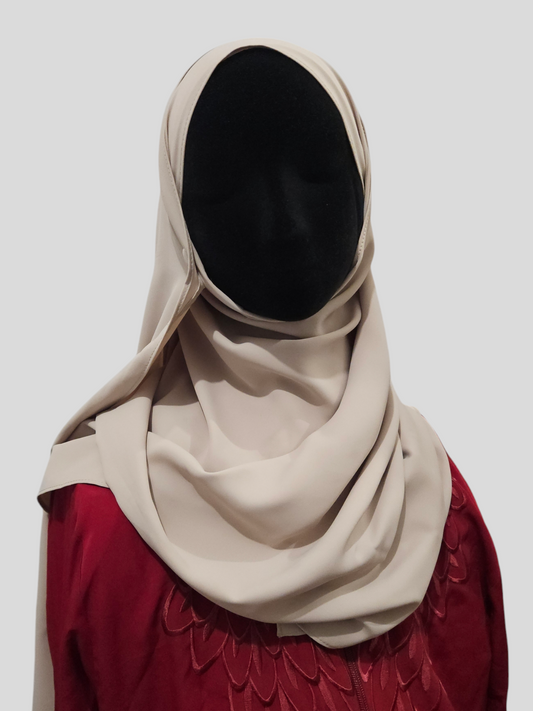 4 Façons Stylées de Porter Votre Hijab aimanté Mme Brown